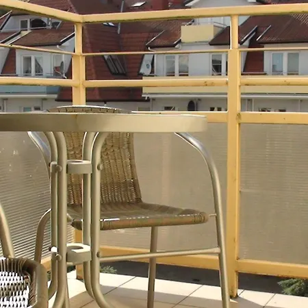 Przy Plazy Apartment *